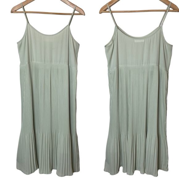 Oak + Fort Pleated Midi Dress Mint Green Pastel size Small - Picture 5 of 5